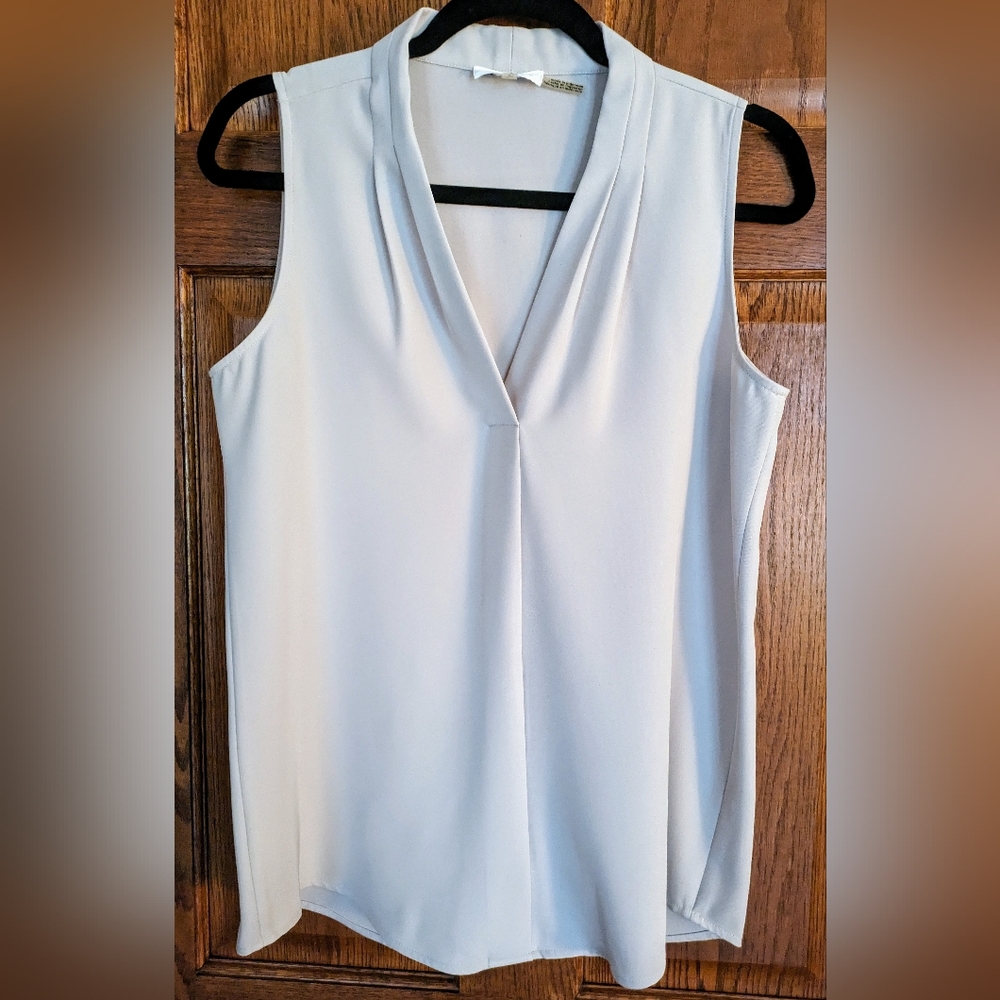 Calvin Klein Silver/Gray Sleeveless V-Neck Jersey Pullover - Size S (CH)